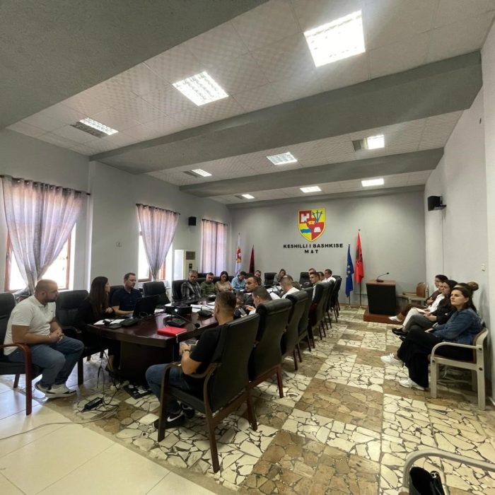 Training with the technical staff of Mat, Klos and Mirdita municipalities