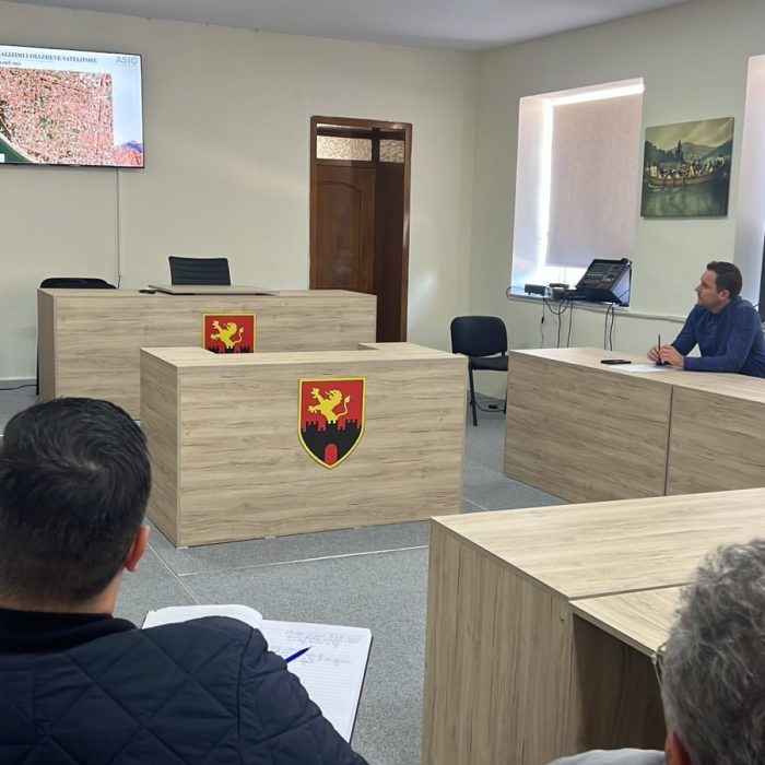 Training with the technical staff of Tepelena and Memaliaj Municipalities